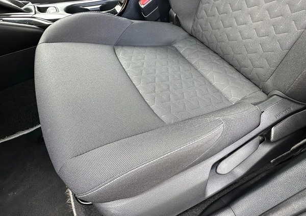 Toyota Corolla cena 79900 przebieg: 75700, rok produkcji 2021 z Iława małe 781